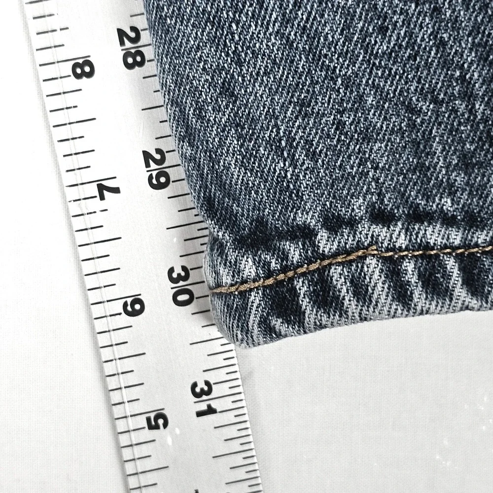 Levis 501 Original Mens 31x32 Blue Denim Straight Leg Button Fly Jeans 005010194